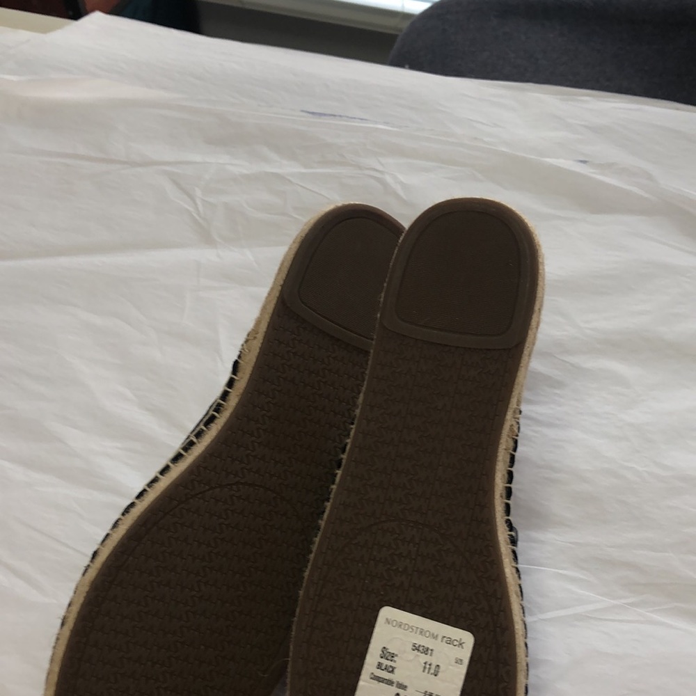Michael Kors Black Leather Espadrille Slip-On Mules - Picture 4 of 5